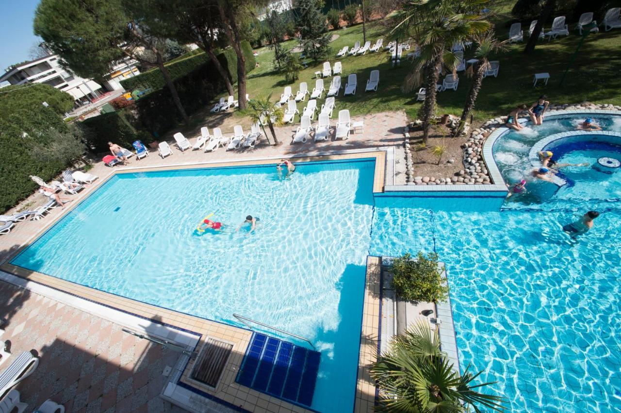 Hotel Terme Milano Abano Terme Exterior photo
